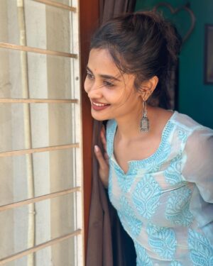 Teju Ashwini Instagram - Captured by my fav little photographer ❤️😘

 #CandidMoments #NieceLove”