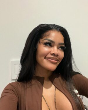Teyana Taylor Instagram - 🤎