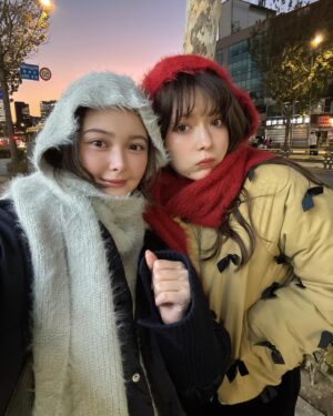 Tina Tamashiro Instagram - リールにしようと思ってたけど
だいぶ投稿しちゃった‼️メリクリ

常に雪だるまスタイルだった⛄️
