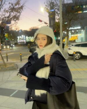Tina Tamashiro Instagram - リールにしようと思ってたけど
だいぶ投稿しちゃった‼️メリクリ

常に雪だるまスタイルだった⛄️