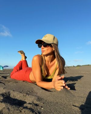 Tita Ureta Instagram - CONCURSO FLASH 🌊⚡️

Te gustaría escaparte a Pichilemu? 

GANA 1 estadía en @delmarpichilemu para ti   1 acompañante con desayuno y sauna incluido 

CÓMO PARTICIPAR
•Sigue a @titaureta @delmarpichilemu 
•Ponle like a esta publicación 
•Comenta con quien te gustaría ir
Y si compartes esta publicación, más posibilidades tienes de ganar 

CONCURSA HASTA EL DOMINGO

*Los ganadores/as se darán en este post 

MUCHA SUERTE !