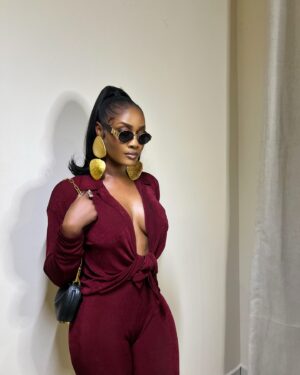 Toni Tones Instagram - Happy new year babies!
🌪️🌪️🌪️

So I’ve committed to posting a lot more this year, encourage me please 😩, No more just keeping content on my phone, I must be blessing you with all this gorgeousness! 

So If you see I haven’t posted in 3 or 4 days, please leave me a comment or send me a DM and drag me by my shirt, ok? 🤝
Love you! 🤍

What slide is your fav? 💋 

📷 @g.o.dstudios_