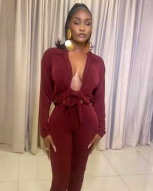 Toni Tones Instagram - Happy new year babies!
🌪️🌪️🌪️

So I’ve committed to posting a lot more this year, encourage me please 😩, No more just keeping content on my phone, I must be blessing you with all this gorgeousness! 

So If you see I haven’t posted in 3 or 4 days, please leave me a comment or send me a DM and drag me by my shirt, ok? 🤝
Love you! 🤍

What slide is your fav? 💋 

📷 @g.o.dstudios_