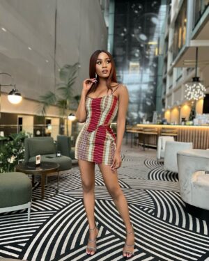 Toni Tones Instagram - Who’s looking forward to new episodes of Smart Money Woman this week? 😊🤷🏽‍♀️

👗 @whyte.official 
📷 @ryanonifoto_