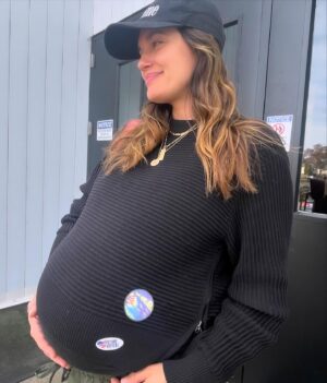 Torrey DeVitto Instagram - I voted for me, for us and especially for my little future voter. #kamalaharris #harriswalz2024 

“The voting booth is still the only place that a pauper equals a billionaire and any woman equals any man. It is the only place on earth in which everybody’s equal. If we didn’t fall for the idea that our vote doesn’t count—an idea nurtured by those who don’t want us to use it—we could elect feminists, women of all races, and some diverse men, too, who actually represent the female half of the country equally. It’s up to us. One vote does in fact count.“ - @gloriasteinem