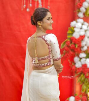 Trina Saha Instagram - Romance woven in every pleat ❤️ 

Wearing @label_tanmay_biswas 
MUA @make_up_artist_babanislam 
Hair @bhumii.makeup 
Captured @sayantan_dutta_photography 

#trinsi #sareelove