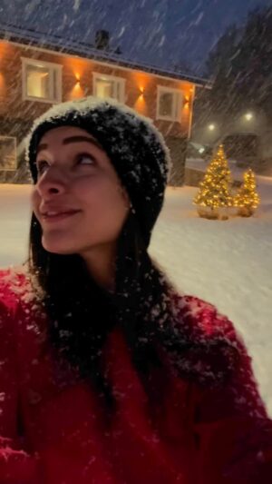 Tripti Dimri Instagram - Snowflakes and Smiles…💕
Today feels like one of the happiest chapters of my life💕✨🥹
