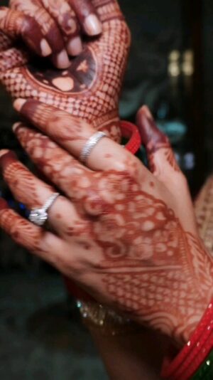 Twinkle R. Vasisht Instagram - First Karwa Chauth as a Mrs. ❤️✨ Celebrating love, traditions, and the promise of forever with you. Here’s to the moon and all the moments we cherish together 🌙💍 #FirstKarwaChauth #NewBrideVibes #ForeverYours

Love you @harsh_tags

Saree @houseofpalkhe 
Styled by @anshudixit__
Assisted by @kayforkhushi_