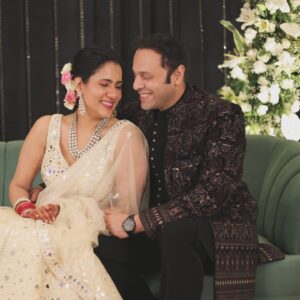 Twinkle R. Vasisht Instagram - You be the prince and i ll be the princess....its a love story.... so glad that i said Yes❤️🥰🥰😍🧿

@harsh_tags
