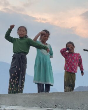 Upasana Singh Thakuri Instagram - As I scroll through my gallery, I stumbled upon some pictures from Khusma that I never got around to sharing. These little moments brought back so many emotions, and I realized just how much this journey has meant to me. Saying goodbye to Khusma feels bittersweet but it’s time to let her go and embrace the next chapter leaving behind the glitter and shadows of this one. Thank you from the bottom of my heart for embracing Khusma and loving her as much as I did. Tomorrow, the Karma workshop begins, and I can’t wait to take you all along on this fresh adventure. 🎬
Here’s to new beginnings, new stories, and always growing together. 🌅