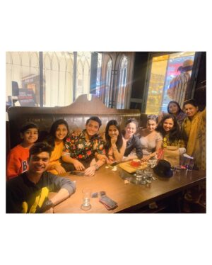 Vaibhavi Kapoor Instagram - #BirthdayBliss 

Also special thanks to my brother who gave amazing surprise @amananeja8 ❤️