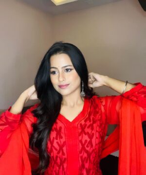 Vaibhavi Kapoor Instagram - इस कदर हम दोनों का मिलना एक राज़ है ♥️