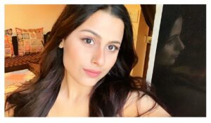 Vaibhavi Kapoor Instagram - Grow through what you go through ✨