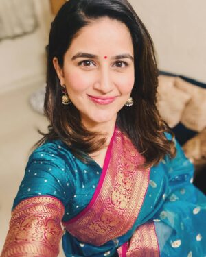 Vaidehi Parashurami Instagram - Me and my selfies saying goodbye to 2024 and welcoming 2025! ✨

#selfie #selfielove 
#selfiequeen👑 #goodbye2024 
#welcome2025 #bekind