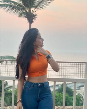 Vaishnavi Chaitanya Instagram - “2024, you’ve been magical. A year of lessons, growth, love, and gratitude. From moments of joy to great achievements , I’m truly blessed to have incredible people who cheer me on and believe in me. Thank you to each and every one of you who made this journey so beautiful. Here’s to stepping into 2025 with hope, love, and dreams waiting to unfold. Wishing you all an amazing year ahead filled with happiness and success!”❤️✨
.
.
#2024 #dump