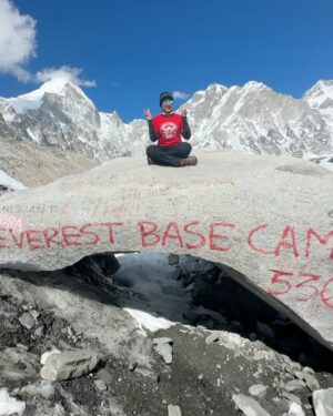 Vandana Lalwani Instagram - Everest Base Camp 8th Oct 2024. 
Bucketlist ✅

Conquered the toughest challenge, both mind and body pushed to the limit, and I’ve never felt more alive. Everest Base Camp: The hardest climb, the greatest achievement 🏔 

#MindOverMatter #BucketListAchieved #EverestBaseCamp #everestbasecamptrek #everestbasecampoct2024 #nepal #trekking #everest #vandanalalwani