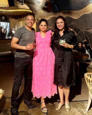 Vandana Lalwani Instagram - From the heights of Everest to the warmth of this table—what an incredible journey it’s been! 🏔️✨
A night of laughter, memories, and reconnecting with our trekking family (and their loved ones)! ❤️🍽️ 
Location @waikiki.mumbai 
PR @maverick.communication01 

#EverestReunion #TrailToTable #AdventureFamily #trekkers #everestbasecamp #nepal #waikiki