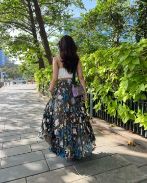 Viddhi Giri Instagram - The past two months have been a total fashion ride! I’ve loved every single moment of dressing up for all the occasions and each outfit just brought a different vibe ✨✨✨
.
#recentoutfits #festiveglam #virtualstylist