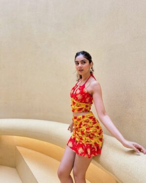 Viddhi Giri Instagram - on repeat because this song is a whole vibe 🎵
Wearing @va_ra.in 
.
#bollywoodforever #resortwear #becauseimhappy #virtualstylist