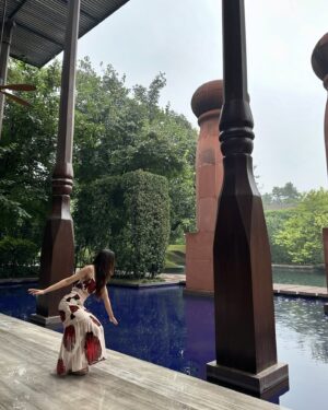 Viddhi Giri Instagram - on repeat because this song is a whole vibe 🎵
Wearing @va_ra.in 
.
#bollywoodforever #resortwear #becauseimhappy #virtualstylist