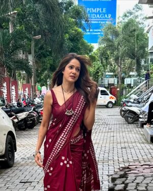 Vidya Malvade Instagram - #SANGEE … in theatres now .
Weekend binge anyone ??

Produced by @yantranafilms and @armoksfilms .

@suprememotionpictures and @satyamjewellers presents

“SANGEE”

Starring
@mrfilmistaani
@isanjaybishnoi
@im_gaurav_more20
@vidyamalavade
@shyamrajpatil
@rohitdashrathrao
@actormartinjishil
@mirajagga
@8ap

Directed by- @director.sumitkulkarni 

Producers:
@rbofficial17, @8ap, @pintusaw.official, Monica Prabhudesai, @pratik.thaakur & @director.sumitkulkarni

Co-Producer - Lalasaheb Shinde, @rlshinde101 and @rahulchopra108 

Story, Screenplay & Dialogues- @vijaysinhthopte

Creative Producer- @ravindra.sarowar

Investor - @_shiv_lokhande_  @rutujaaaaapatil
Associate Producer - @deepalikarmuse @sagarbombleindia @hira_man_11 @kayum9513
Executive Producer- @hemgudepratik10 / @filmmaker_sudhir_bhalerao 
DOP- @s0paan
Marketing - @ShashankKulkarni31
Art Director- @akshay_ambekar_artdirection 
Costume Designer- @gayatrichakradeo 
Makeup Designer- @its_siddhi_artistry 
Associates Director- @yogi_marathimulga 
Assistant Directors- @onkar.7070 , @siddhi_marne , @sonalsingh.06 @d_akkshay_07
Production Head- @the_ultimate_shehzadi
Editor- @hemant.vansh 
Sound Design- Sujit Shingare 
Vfx- Asaraf Shaikh 
Original BG Score- @anurag_mg 
Re-recording Mixer- @sujit.shingare
Sound Design- Utsav Mistry
Singer- @acoustic_manojm
Music- @prajmusic
DI Colorist- Bhushan Sahastrabuddhe
Marketing- @shashankkulkarni31 @amol.karambe
Publicity design - @lokisstudio
PR - Audumber entertainment 
Visual Promotion - @promoshop_in
Digital Promotion - @sociohub.media 

#sangeeposter #BollywoodFilm #NewRelease #17Jan2025 #BigScreenMagic #Sangee #SangeeMovie #newmovie

#Seeyouatthemovies