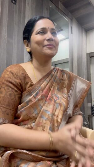 Vinodhini Vaidynathan Instagram - இதை நீங்க எப்படி பார்க்குறீங்க?
#thumbnail