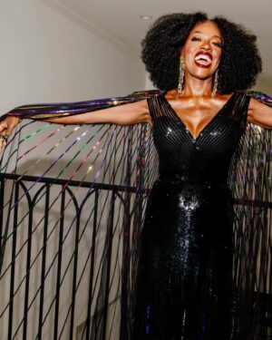 Viola Davis Instagram - A revelatory evening. I see my "legacy" more clearly than ever. I'm...inspired. Thank you Golden Globes for this honor. It has sparked a flame ❤️❤️🙏🏿

My Golden Globes Look 🖤💜💛🩷💚🖤
Dress by @Gucci @sabatods
Earrings by @swarovski
Styled by @elizabethstewart1 
Hair by @jamikawilson
Nails by @julieknailsnyc
MUA by @sergiowastaken
