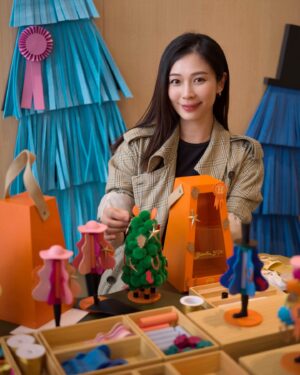 Vivien Yeo Instagram - Last day of November !🌟 
Tomorrow kicks off my favourite month, December !
The cooler weather and holiday vibes are in the air ❄️ 
What are you looking forward to most this holiday season? Share your vibes! 🎄