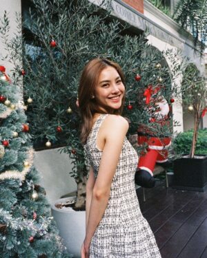 Waratthaya Wongchayaporn Instagram - Happy New Year 2025 🎉 เข้าวันที่3ของปีแล้วดิชั้นเพิ่งเริ่มใช้ชีวิตค่ะ 🤣 📷 @fotosuck