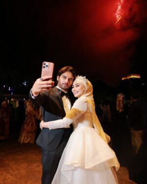 Wawa Zainal Instagram - selamat tahun baru . azam tahun baru korang tahun ni??