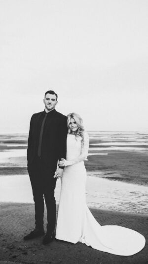 Witney Carson Instagram - WOW 9 years ago today 😭 my sweetheart, I love you more than I could have ever imagined. This was the best day of my life, and somehow each day just keeps getting better with you. How lucky I am to be yours @carson.mcallister Happy Anniversary my love! 

🎥: @kennabang