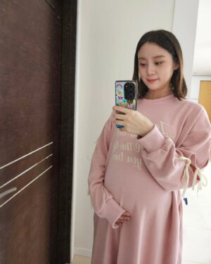 Woo Hye-rim Instagram - 더 늦기 전에 올리는 마지막 만삭 사진🙂💓 #새로운시작