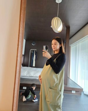 Woo Hye-rim Instagram - 더 늦기 전에 올리는 마지막 만삭 사진🙂💓 #새로운시작