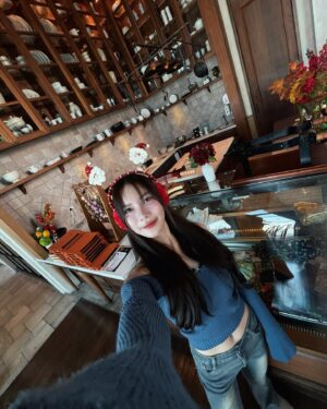 Worranit Thawornwong Instagram - Besties make every season brighter. ✨🫶🏻
❤️💚❤️💚❤️💚

#AtticoCucinaItaliana
#AtticobyRadissonPlaza 
#BangkokRooftop #RooftopDining
#GOATHUBPR