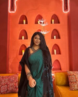 Xefer Rahman Instagram - Wearing this stunning vintage shari of my grandmother probably from the  70’s or 80’s