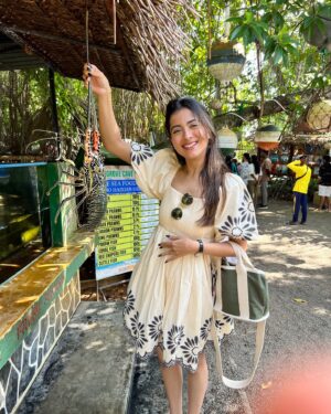 Yashaswinee Raje Singh Instagram - swipe to see my  1