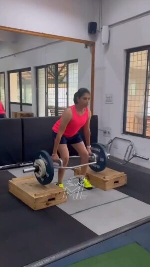 Yastika Bhatia Instagram - If you're in need of some #MondayMotivation, Yasti's got you covered! 🙌💪​

#AaliRe #MumbaiIndians
