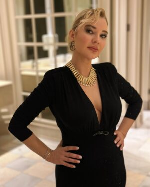 Yeliz Doğramacılar Instagram - #reklam 
Seren Şirketi’nin  Yıl sonu değerlendirme toplantısı ve 21. yıl gala gecesinin  sunumunu yapmaktan büyük bir mutluluk duydum. Bu özel projede yer almak, her detayıyla heyecan vericiydi!
Her şeyin kusursuz ilerlemesini sağlayan asistanım Elbi’ye @elbikayhan  ayrıca sonsuz teşekkürlerimi sunuyorum. Birlikte harika bir iş çıkardık! 🙌✨
Hem gece kıyafetimle hemde toplantı sunumlarımdaki kombinlerimle herzman yanımda olan @fountfashionbutik iyi ki varsın 🌺

📸 @elbikayhan 🙏🏽🍀

#sunum #sunuculuk #reklam #yelizdoğramacılar