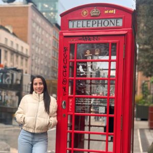 Yokasta Valle Instagram - “Londres, una ciudad hermosa que se queda en el corazón, pero el viaje sigue. @iberorutascr no se detiene… ¿A dónde creen que nos lleva ahora?”