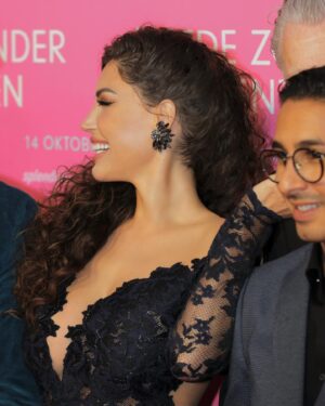 Yolanthe Cabau Instagram - Last night was such a special moment as we premiered Love Without Boundaries in Amsterdam. ✨

Playing the lead character in this film has been an incredible journey, filled with so much passion and hard work. The character I play, Julia, is battling cancer and, because of it, understands the need to completely change her life. It was emotional and sometimes difficult to play, knowing how many people are affected by this terrible illness. 💔

It was a real team effort making this movie, with an amazing cast and crew who gave everything to bring this story to life. I feel so grateful and humbled to be working alongside such talented people, and I couldn’t be more proud of what we created together! 🙏🏼

Go see it in theaters now! 🍿🎬