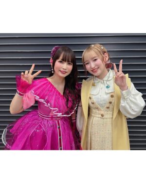 Yoshino Nanjo Instagram - ✴︎
ANIMAX MUSIX2024

✴︎
出演者のみなさまと〜！！（撮れなかった方もいますが😭）
翔太くんとはまたなんちゃってアー写やりました笑
わたしだけ笑ってて失敗した！！ので激加工して雰囲気で誤魔化そうとしてみました‥ので他と質感違うのはそのためです笑

久々にお会いできた方もいたり、おしゃべりできたり、ステージ以外でも本当に楽しい時間をみなさまありがとうございました✨

ほんとに、素敵な世界をお持ちなみなさまとご一緒させていただき、改めてすごい場所だな〜〜と思いました。ありがてぇ！！！

ホントに、素敵で可愛くてカッコいい！

衣装 前田千佳子さん
ヘアメイク @1129kotomi