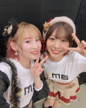 Yoshino Nanjo Instagram - ✴︎
ANIMAX MUSIX2024

✴︎
出演者のみなさまと〜！！（撮れなかった方もいますが😭）
翔太くんとはまたなんちゃってアー写やりました笑
わたしだけ笑ってて失敗した！！ので激加工して雰囲気で誤魔化そうとしてみました‥ので他と質感違うのはそのためです笑

久々にお会いできた方もいたり、おしゃべりできたり、ステージ以外でも本当に楽しい時間をみなさまありがとうございました✨

ほんとに、素敵な世界をお持ちなみなさまとご一緒させていただき、改めてすごい場所だな〜〜と思いました。ありがてぇ！！！

ホントに、素敵で可愛くてカッコいい！

衣装 前田千佳子さん
ヘアメイク @1129kotomi