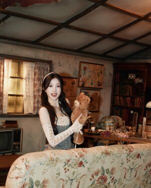 Yu Shuxin Instagram - The secrets hidden in #spicyhoney
