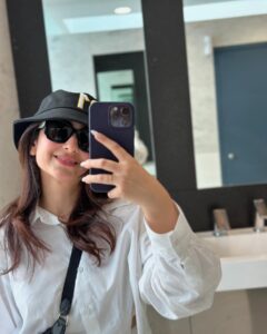 Actress Yumna Zaidi HD Photos and Wallpapers January 2025