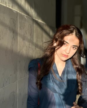 Yumna Zaidi Instagram - I found “Gems” in “ Gentleman” 

Tonight 8:00 pm @greenentertainment.official 
 
I love my “gentleman” team 🌟