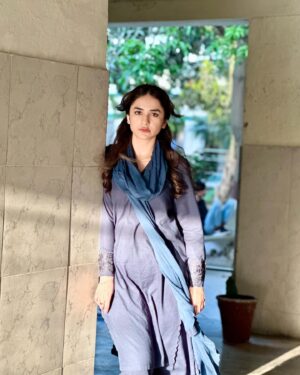 Yumna Zaidi Instagram - I found “Gems” in “ Gentleman” 

Tonight 8:00 pm @greenentertainment.official 
 
I love my “gentleman” team 🌟