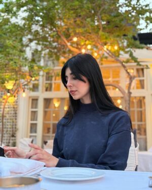 Zeina Makki Instagram - Quick stop in Cairo. ♥️