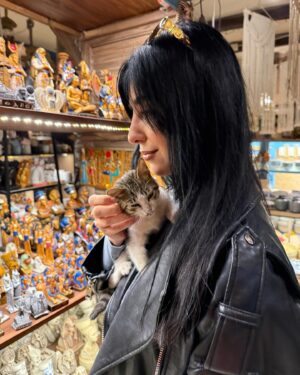 Zeina Makki Instagram - Quick stop in Cairo. ♥️