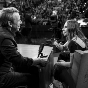 Zosia Mamet Instagram - I highly recommend hanging out with @sethmeyers on Mondays 📸 @lloydbishop 

Fit: @khaite_ny 
Style: @thomascarterphillips 
Makeup: @lisaaharon 
Hair: @anthonycampbellhair 
Nails: @colorvatnyc 
Sparkle: @aliweissjewelry @lionheartjewelry @mirakijewel @grazielagems @melindamaria_jewelry