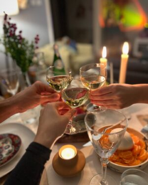 İdil Sivritepe Instagram - threeshiningdays 🐝

markalar sağ olsun her yerdeler 🙃 #reklam dır o.